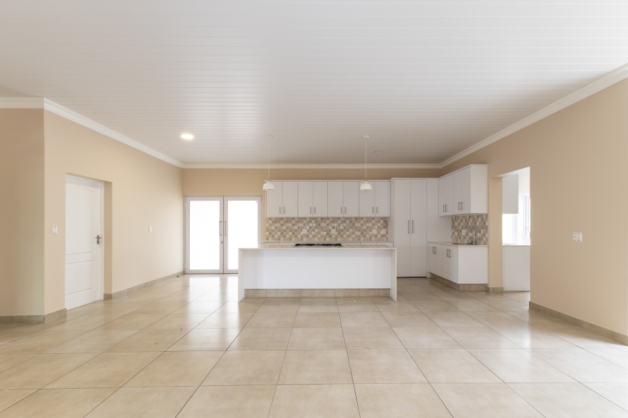 4 Bedroom Property for Sale in Menkenkop Western Cape